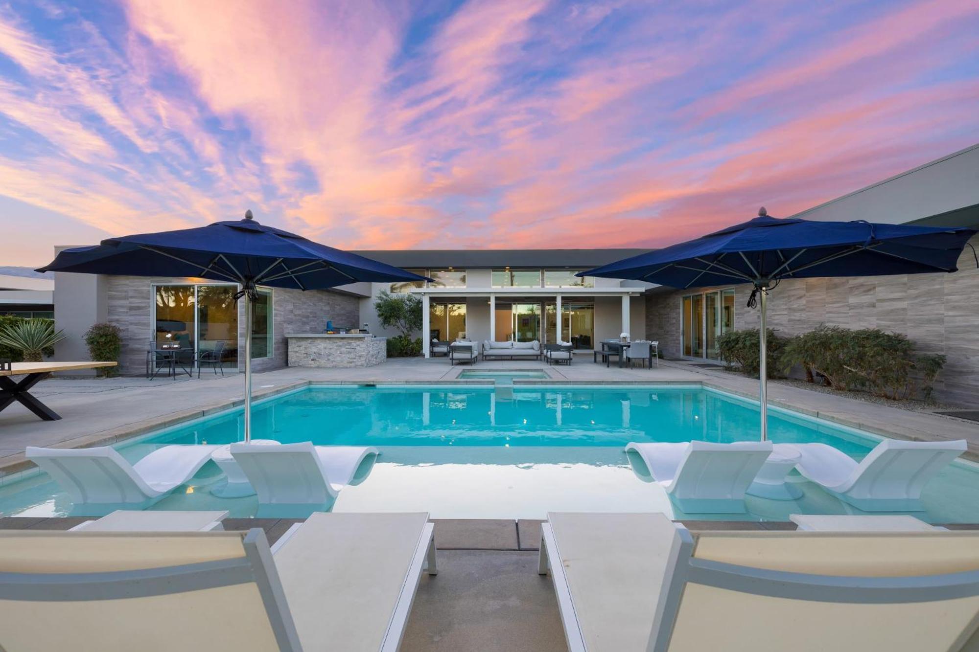 Polo Villas Tres Putting Green Bocce Three Villas Sleeps 44 Avantstay La Quinta Exterior photo
