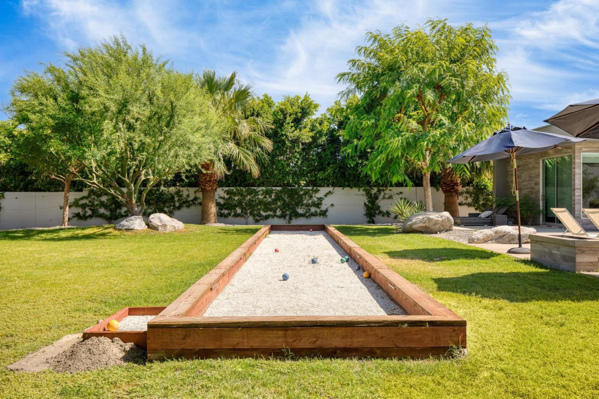 Polo Villas Tres Putting Green Bocce Three Villas Sleeps 44 Avantstay La Quinta Exterior photo