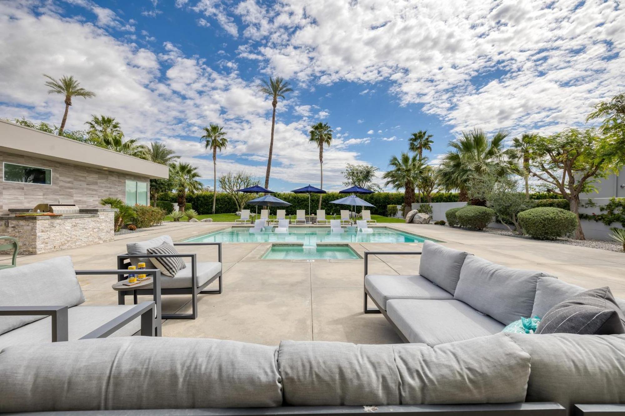 Polo Villas Tres Putting Green Bocce Three Villas Sleeps 44 Avantstay La Quinta Exterior photo