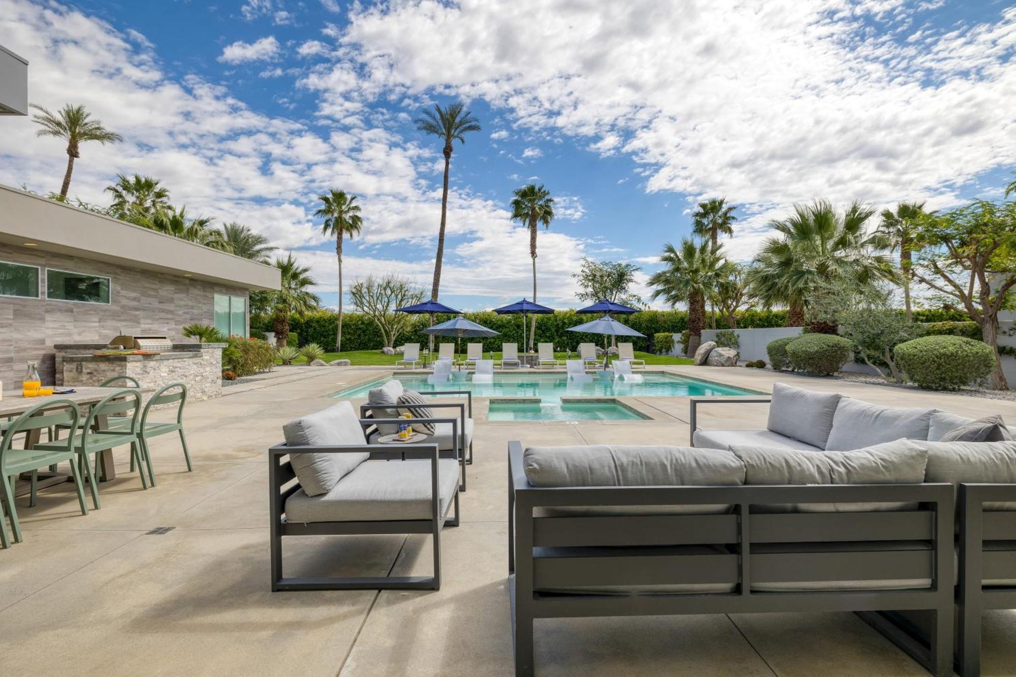 Polo Villas Tres Putting Green Bocce Three Villas Sleeps 44 Avantstay La Quinta Exterior photo